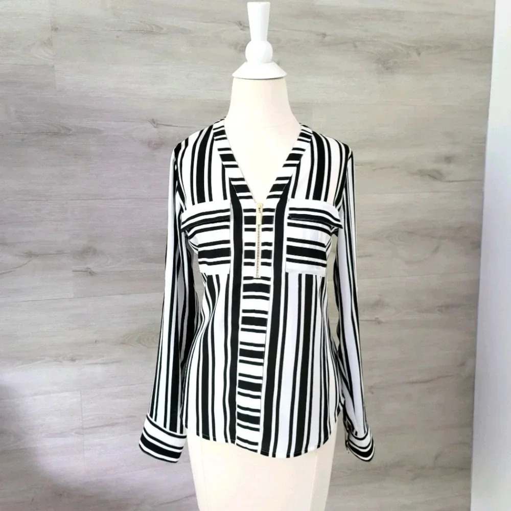 Express Shirt Size XS White Black Striped Button Down Long Sleeve Top Blouse